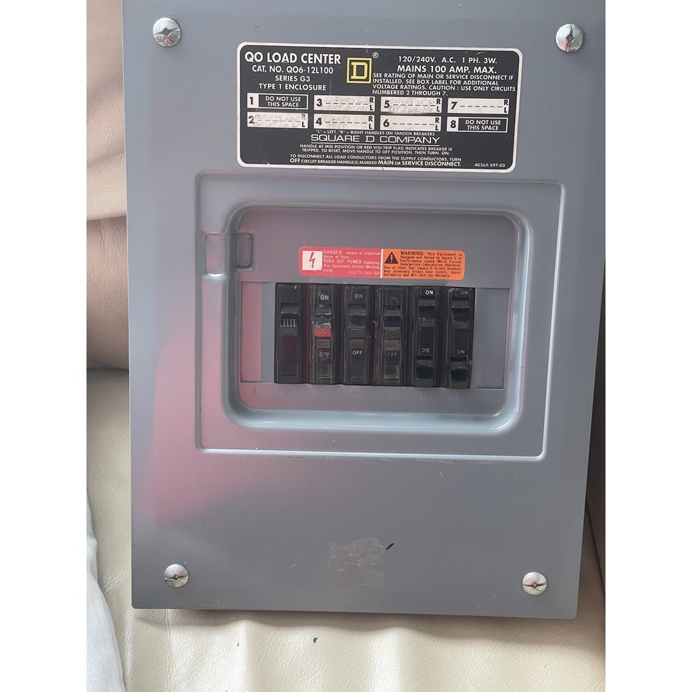 Used Square D QO6-12L100F Series G3 Load Center with Amps